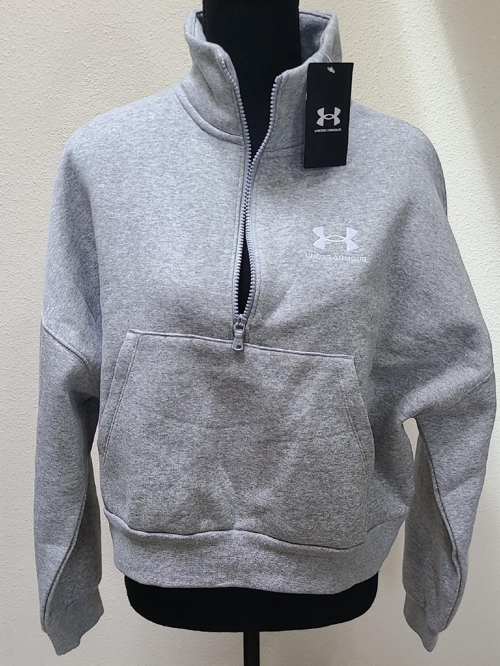 NWT Under Armour Light Gray Half-Zip Fleece Pullover